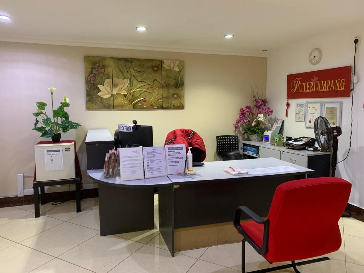 Puteri Ampang Hotel Buitenkant foto