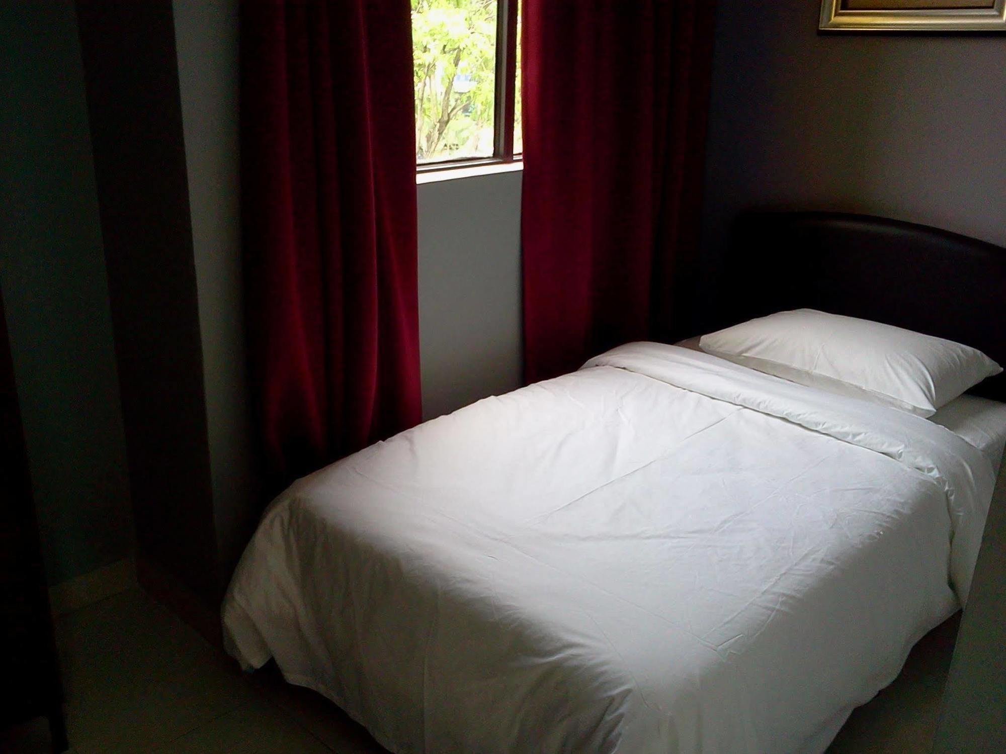 Puteri Ampang Hotel Buitenkant foto
