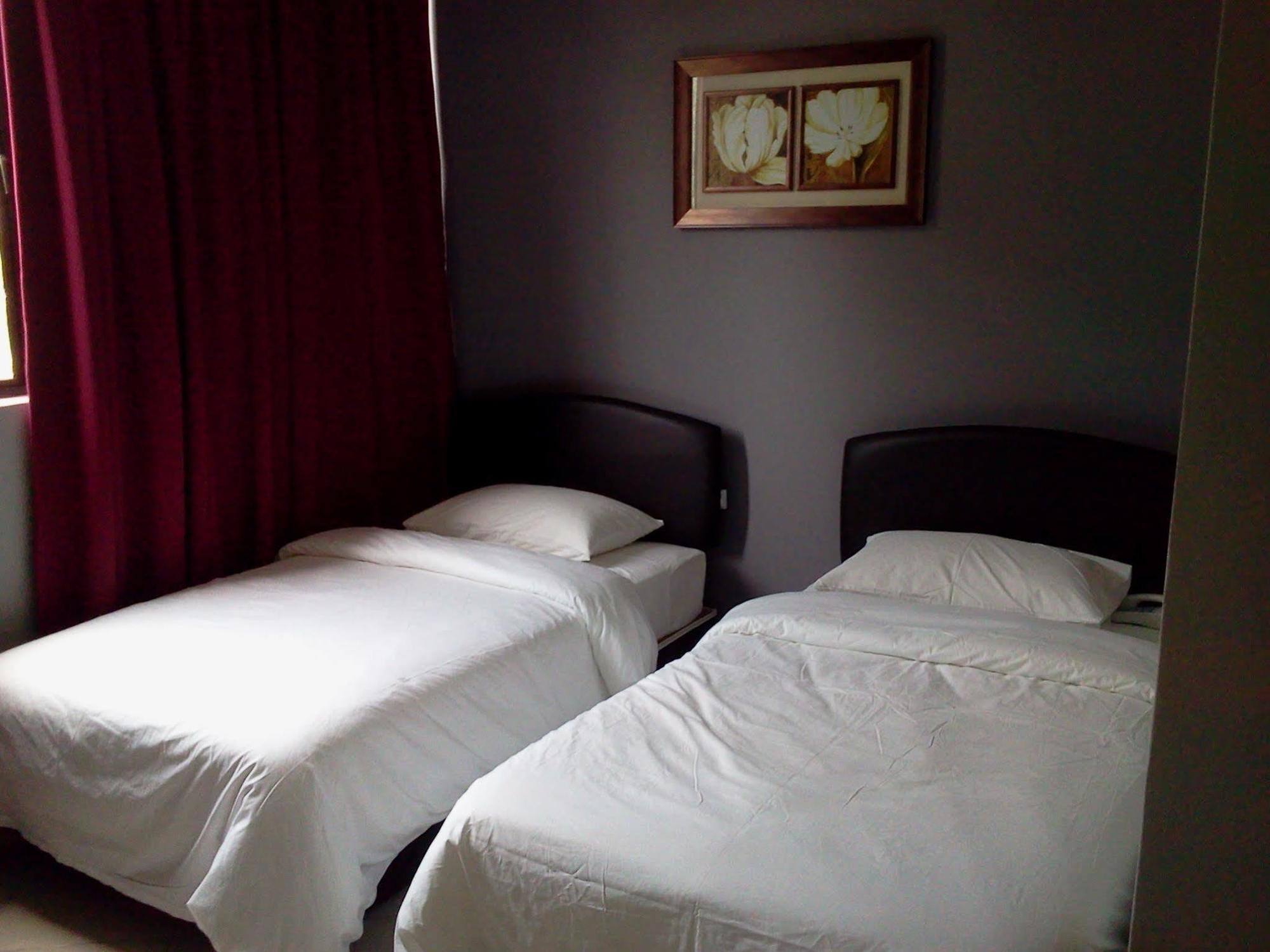 Puteri Ampang Hotel Buitenkant foto