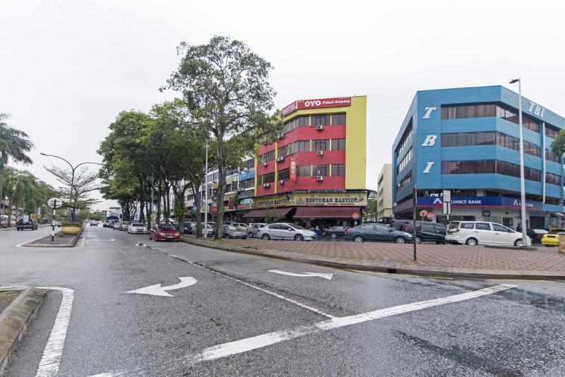 Puteri Ampang Hotel Buitenkant foto